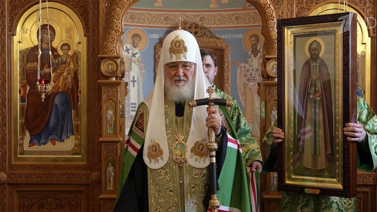 Патриарх Кирилл на Валааме совершил чин освящения храма в честь иконы Божией Матери. смотреть онлайн