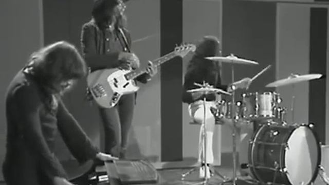 Deep Purple - Strange Kind Of Woman (Italian TV, 1971) смотреть онлайн