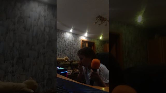 я вернулась домой после лагеря смотреть онлайн