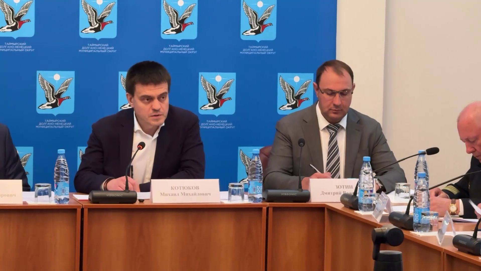 Программа "Главные новости" на 8 канале от 10.07.2026 Часть 1 смотреть онлайн