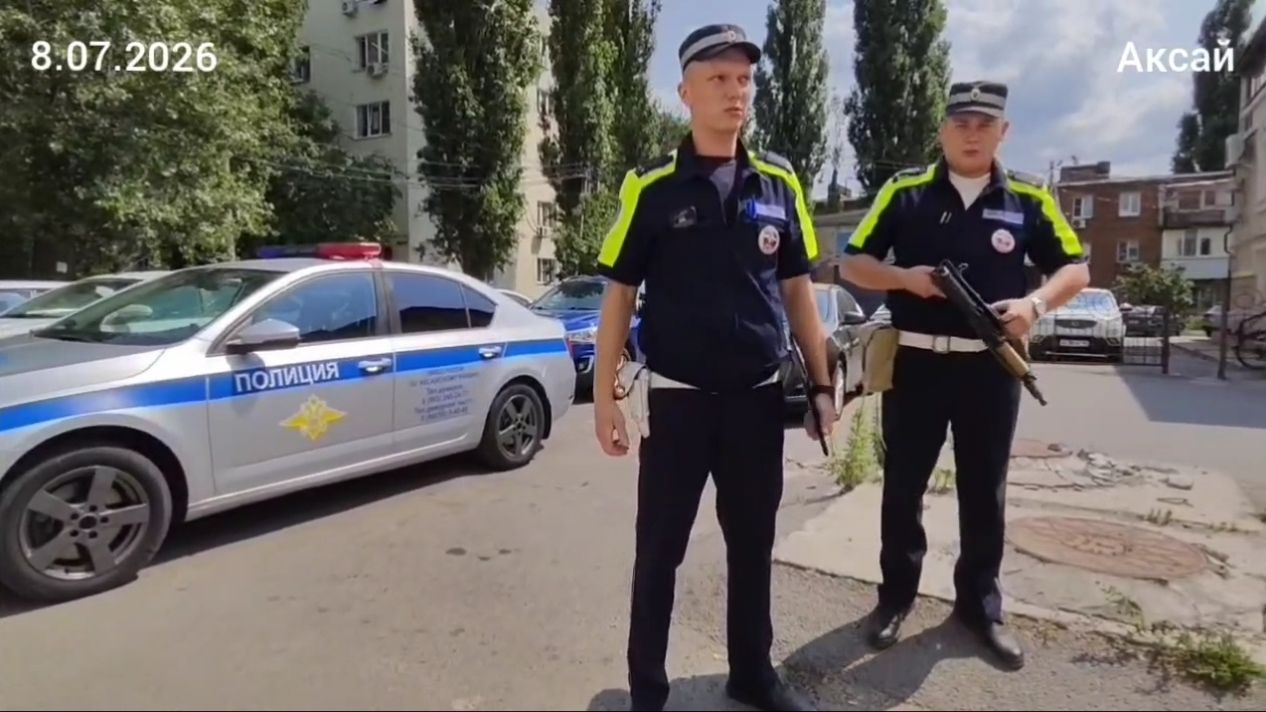 🔥ИНСПЕКТОРА ГАИ НИКАК НЕ РЕАГИРУЮТ НА НАРУШЕНИЕ ПДД У РЫНКА🔥 смотреть онлайн
