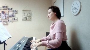 «Есть только миг«музыка Александра Зацепиана