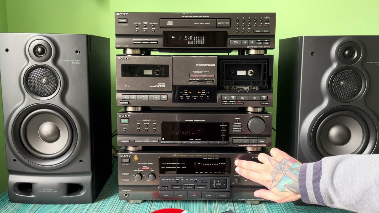 Стерео-система Sony LBT-D509. Японія, 1993 рік. смотреть онлайн