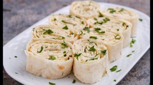 ЛАВАШ С ПЛАВЛЕННЫМ СЫРОМ И ЗЕЛЕНЬЮ