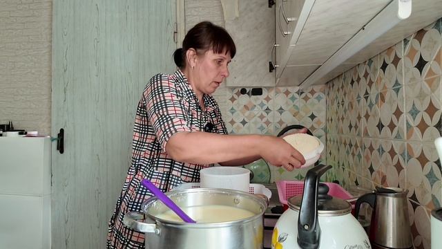 ИСПОРТИЛА ВЕЩЬ.ТАК УДОБНО БЫЛО. ИЗ ПОКОЛЕНИЯ В ПОКОЛЕНИЕ ТАК ГОВОРЯТ смотреть онлайн