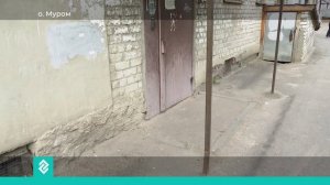 В Муроме жильцы одного из домов воюют с соседями из-за проезжей части прямо под окнами