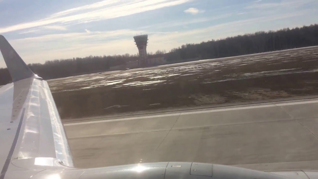 UT295 | Boeing 737-800 | UTair | Takeoff from Moscow (Vnukovo) / Взлёт во Внуково смотреть онлайн