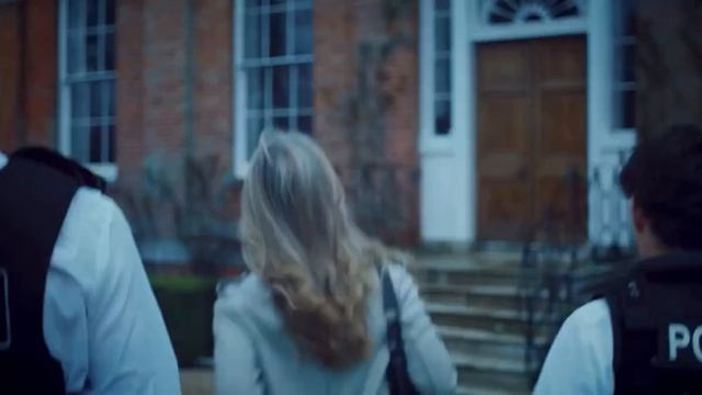 В ловушке - русский трейлер смотреть онлайн