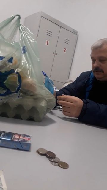 Санкт петербург гипермаркеть ашан Вороват наушник .... на месте даговорили смотреть онлайн