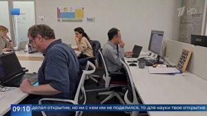 Российский учёный Артём Оганов получил государственную премию Китая, которую ему вручил Си Цзиньпин