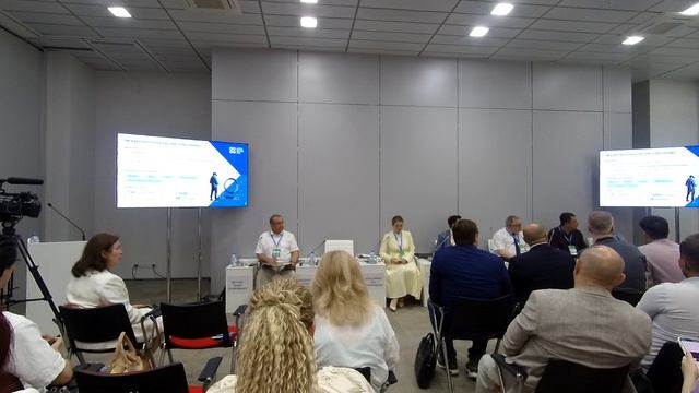 Автономный транспорт будущего (1/5): право, город, человек _0008 смотреть онлайн