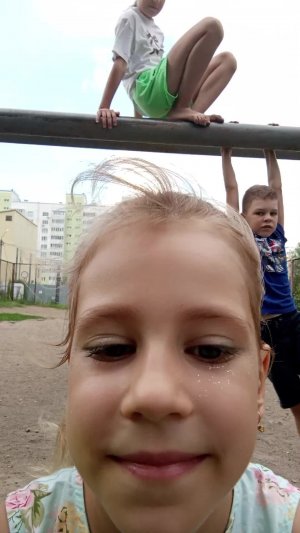нет какие-нибудь песенки.