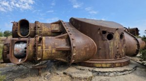 Нашёл старинного боевого робота в горах Крыма 🤖