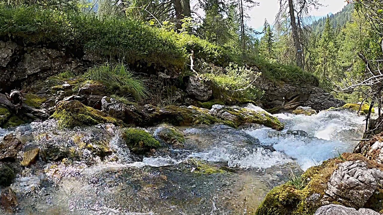 Горная вода. Красивая инструментальная музыка Сергея Чекалина смотреть онлайн