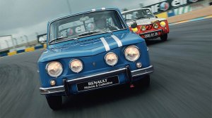 Renault 8 Gordini. Она обгоняла Porsche 911 в ралли