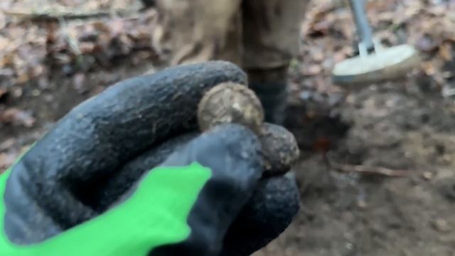 КРУТЫЕ НАХОДКИ! DEUS 2 - ЛУЧШИЙ ДЕТЕКТОР ВСЕХ ВРЕМЕН! WW2 METAL DETECTING! КОП ПО ВОЙНЕ смотреть онлайн