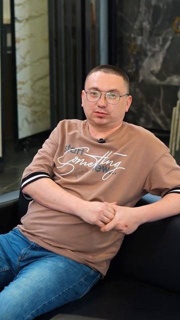 Акриловая ванная быстро царапается и желтеет?