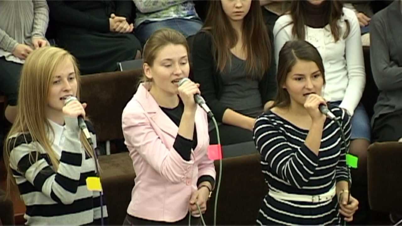 "Много, много километров у земного пути" смотреть онлайн