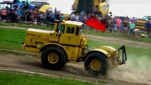 Легендарные советские «Кировцы» на трактор-шоу в Европе
