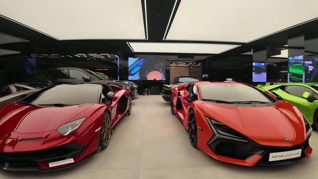 Шоурум "Nova Luxury Car" 2026 Дубай смотреть онлайн
