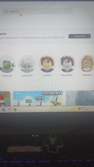 Играем в роблокс