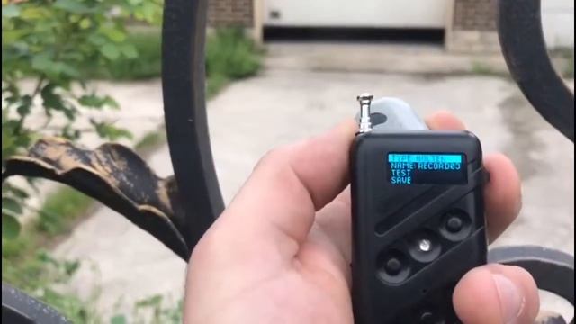Проверка самообучаемого брелока с подстройкой частоты 433,92; 434,4 ; 315; 868 МГц; и 300 900 MГц смотреть онлайн