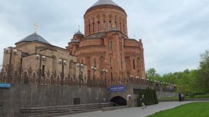 16 Дорога в Лавру Армянская апостольская церковь самостоятельная конфессия внутри христианского мира