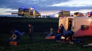 Автобус с 46 пассажирами перевернулся в Татарстане — 15 человек пострадали, трое находятся в тяжёлом