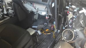 TLC Prado 150 2 рест - перенос руля справа налево, установка системы кругового обзора Teyes CC4 pro