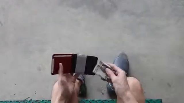 Mag Wallet смотреть онлайн