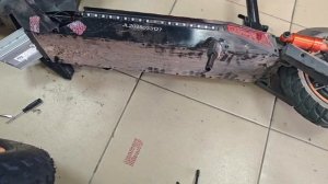 kugoo m4 pro max не включается