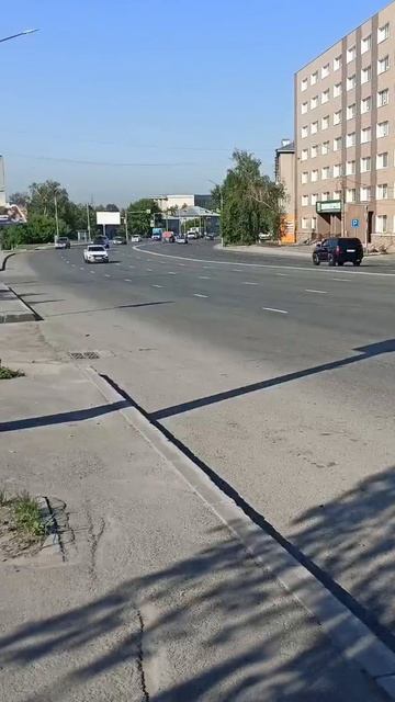 УЛИЦА НЕМИРОВИЧА-ДАНЧЕНКО смотреть онлайн