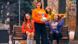 Яркий худи х2 скорости