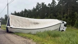 Ошибка водителя завершилась страшной трагедией в Тверской области:погибла семья из  четырёх человек.