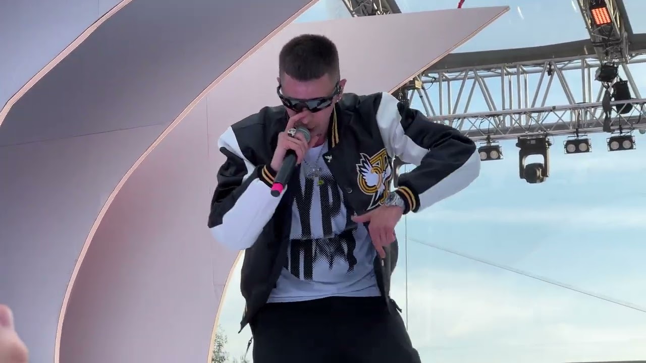 OBLADAET — I AM (VK FEST, 30.06.24, @Парк 300-летия, Санкт-Петербург) смотреть онлайн