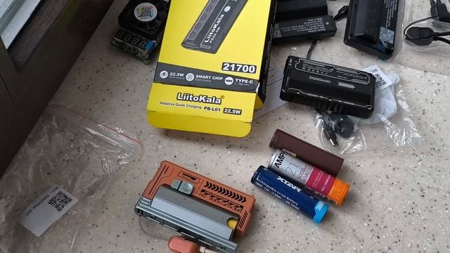 Обзор LiitoKala PB-L01 vs ноунейм зарядка/павербанк - ищем разницу смотреть онлайн