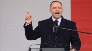 🇵🇱🖕🇺🇦«Это не те герои, которых ждут в Европе»: Президент Польши выступил за запрет флага ОУН-УП