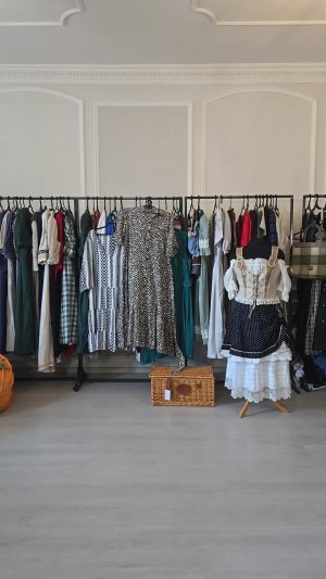 Онлайн продажа тирольской, баварской винтажной одежды.