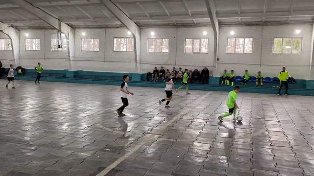 Валки - ФШ Краснокутськ 2013-2014 Різдвяний ельф 2025 смотреть онлайн