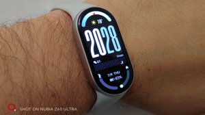 Распаковка и обзор Xiaomi Smart Band 10