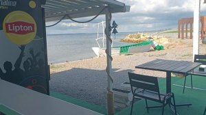 Кафе Море на берегу моря Тамань