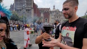 TWO LADY SPIRITUAL CLEANSING (Let's double it up!) 🧹🧼 LIMPIA in MEXICO CITY Centro Zocalo 🇲🇽