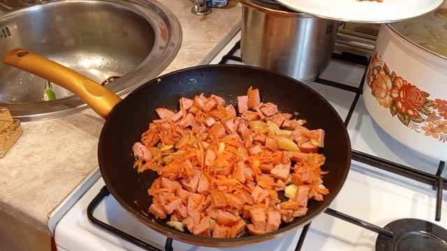 Какой суп приготовить жарким летом? смотреть онлайн