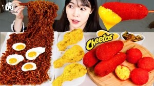 Мукбанг - острая лапша и лапша с чёрным соусом и сырные закуски - острый вкус