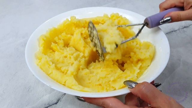 Беру картошку и Краковскую колбасу Готовлю ужин, который нравится всей семье. Век живи - век учись смотреть онлайн