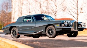 Stutz Blackhawk. Запаска торчит из багажника а цена просто космос