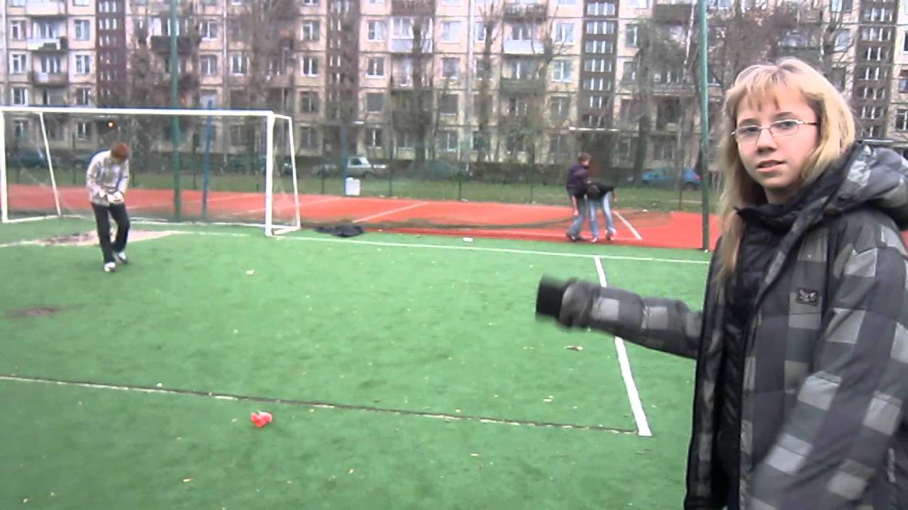 Комментатор матча:3 смотреть онлайн