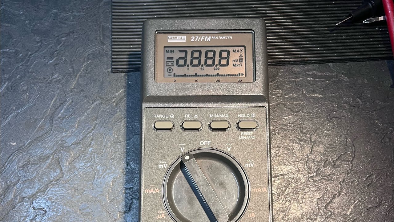 Мультиметр Fluke 27/FM Огляд і міні ремонт смотреть онлайн
