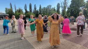 Танцуют все..... 11.07.26.