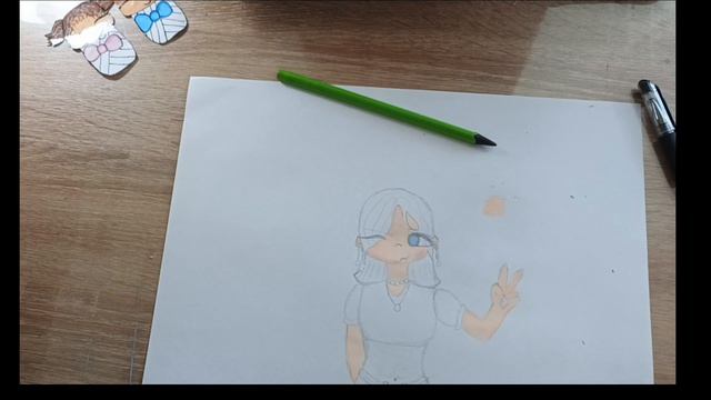 Рисуем) (Если что рисовала не именно кого-то, просто так)🤍👍🏽🥥☄️ смотреть онлайн